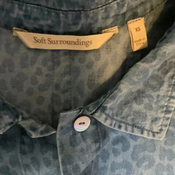 Soft Surroundings Womens Animal Print Button Down Shirt Long Sleeve Tencel XS - Picture 3 of 8